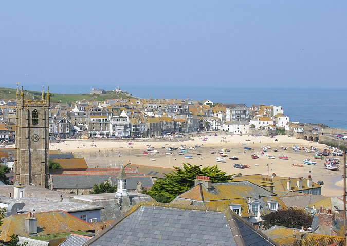 The golden beaches of St. Ives harbour